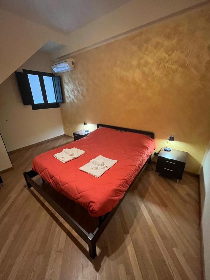 Casa Vacanza Adorno Чефалу Экстерьер фото